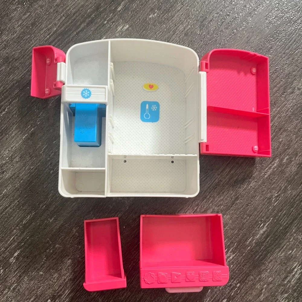Shopkins Pink Fridge Refrigerator Playset‎ Toy with Accessories